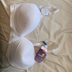 Hanes brand new smooth Tec XL white bra adjustable
